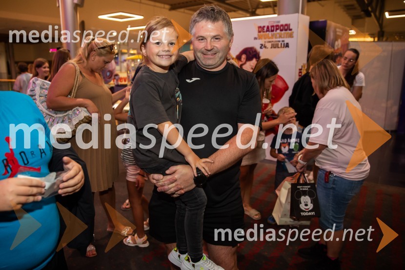 Film Igrišča ne damo! navdušil tudi v Cineplexx Kranj