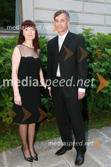 Janez Kebe, nekdanji direktor Avto moto zveze Slovenije (AMZS) in ...Kresna noč 2009, Lions klub Ljubljana Iliria