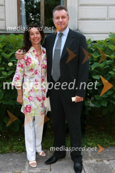 Edi Kraus, generalni direktor podjetja Julon d.d. s soprogoKresna noč 2009, Lions klub Ljubljana Iliria