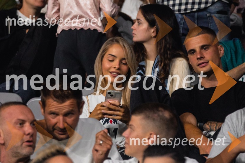  Anita Vidović, punca Benjamina Šeška;  Boris Vidović, nekdanji nogometašSlovenija remizirala Avstrijo, liga narodov 2024