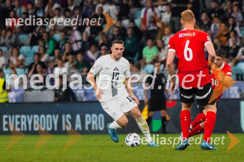  Timi Max Elšnik, nogometašSlovenija remizirala Avstrijo, liga narodov 2024