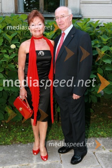 Tjaša Andree Prosenc, odvetnica in Tone Prosenc, odvetnikKresna noč 2009, Lions klub Ljubljana Iliria