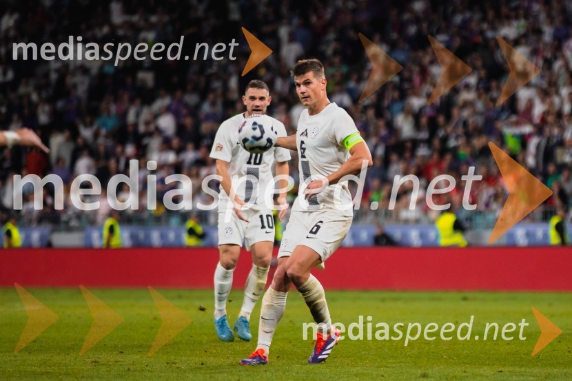  Timi Max Elšnik, nogometaš;  Jaka Bijol, nogometašSlovenija remizirala Avstrijo, liga narodov 2024