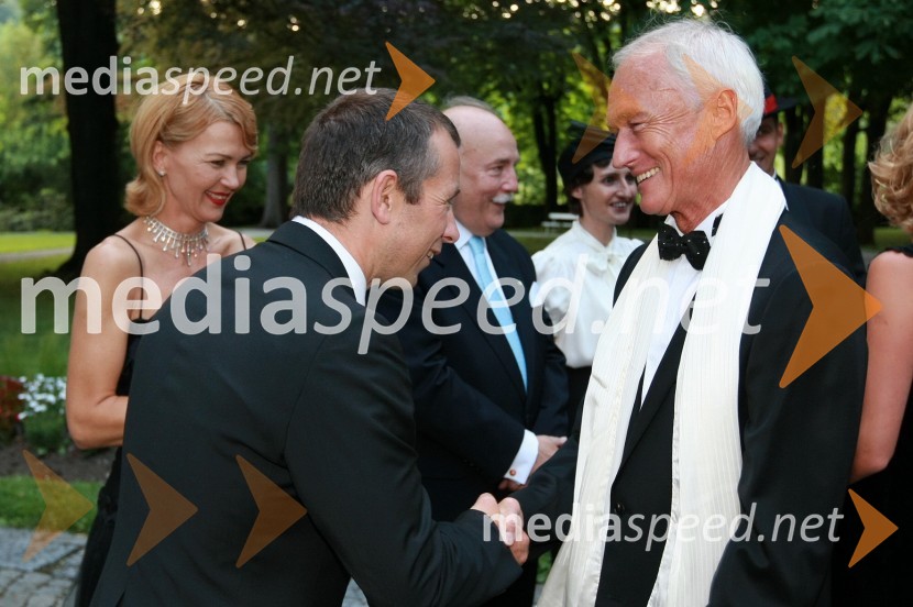 Matjaž Satler, 2. podpredsednik Lions kluba Ljubljana Iliria in Janez Pergar, predsednik upravnega odbora podjetja Kompas d.d.Kresna noč 2009, Lions klub Ljubljana Iliria