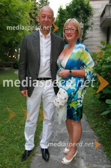 Šimonka Tibor, direktor Slovenske industrije jekla d.d. (SIJ d.d.) s soprogoKresna noč 2009, Lions klub Ljubljana Iliria