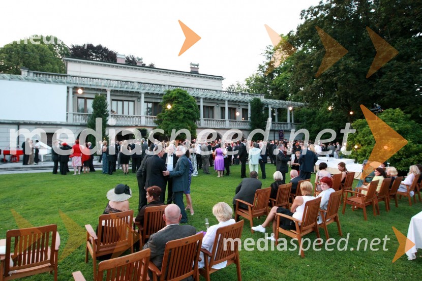 Vrt vile PodrožnikKresna noč 2009, Lions klub Ljubljana Iliria