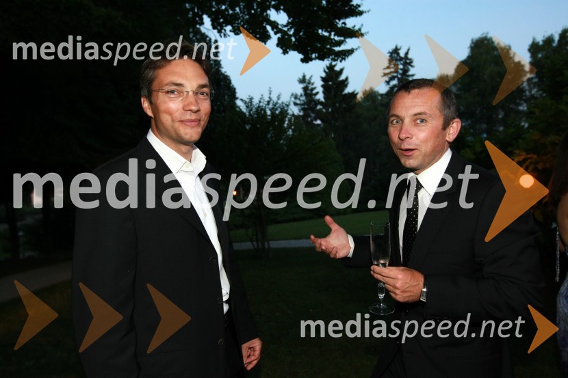 ... in Matjaž Satler, 2. podpredsednik Lions kluba Ljubljana IliriaKresna noč 2009, Lions klub Ljubljana Iliria