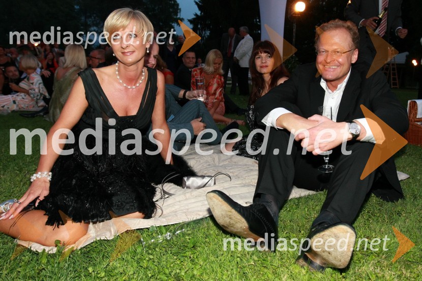 Janez Škrabec, direktor podjetja Riko d.o.o.in njegova soproga Sonja Poljanšek - Škrabec, lastnica Welness centra SunnyKresna noč 2009, Lions klub Ljubljana Iliria