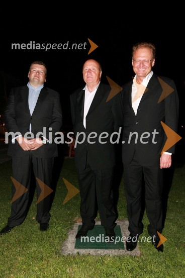 Tomaž F. Lovše, direktor Diners Club, dr. Peter Voj in Janez Škrabec, direktor podjetja Riko d.o.o.Kresna noč 2009, Lions klub Ljubljana Iliria