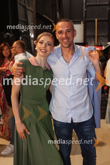  Nina Noč, balerina;  ... Mali princ v baletni različici, premiera SNG Opera in balet Ljubljana