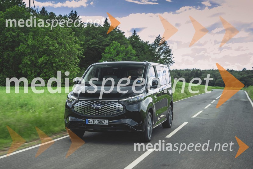 Ford širi ponudbo avtodomov Nugget naslednje generacije z novo različico Active in z daljšo medosno razdaljo