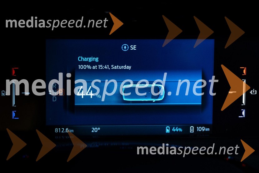 Ford širi ponudbo avtodomov Nugget naslednje generacije z novo različico Active in z daljšo medosno razdaljo