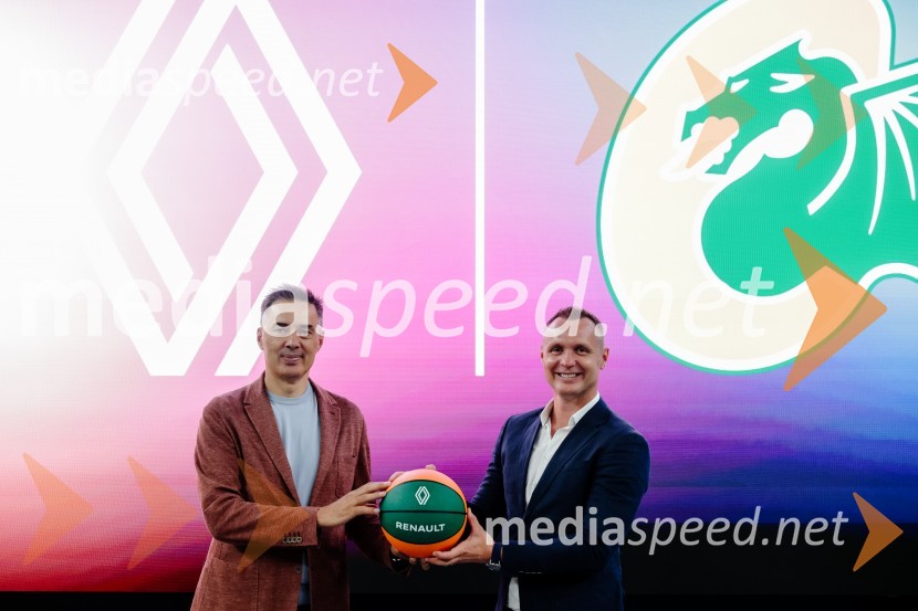  Davor Užbinec, direktor, KK Cedevita Olimpija;  Petar Nevistić, glavni direktor GA CroatiaPrenovljeni Renault Captur, predstavitev