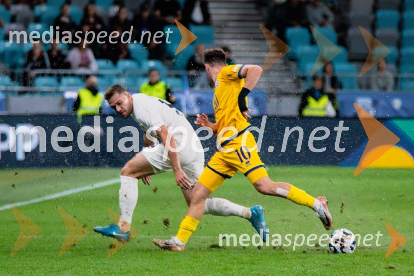  Timi Max Elšnik, nogometaš;  Maksim Samorodov, nogometaš, KazahstanSlovenija prva na lestvici, premagala Kazahstan s 3:0