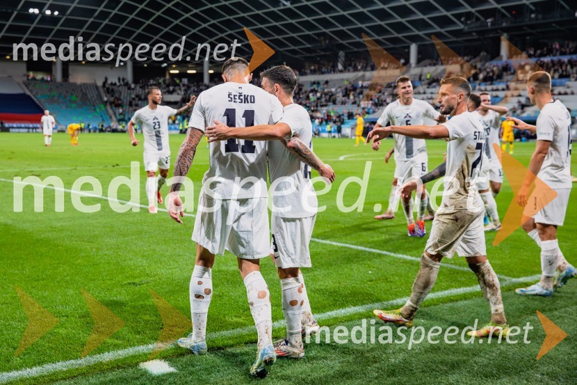  Benjamin Šeško, nogometaš;  Erik Janža, nogometašSlovenija prva na lestvici, premagala Kazahstan s 3:0