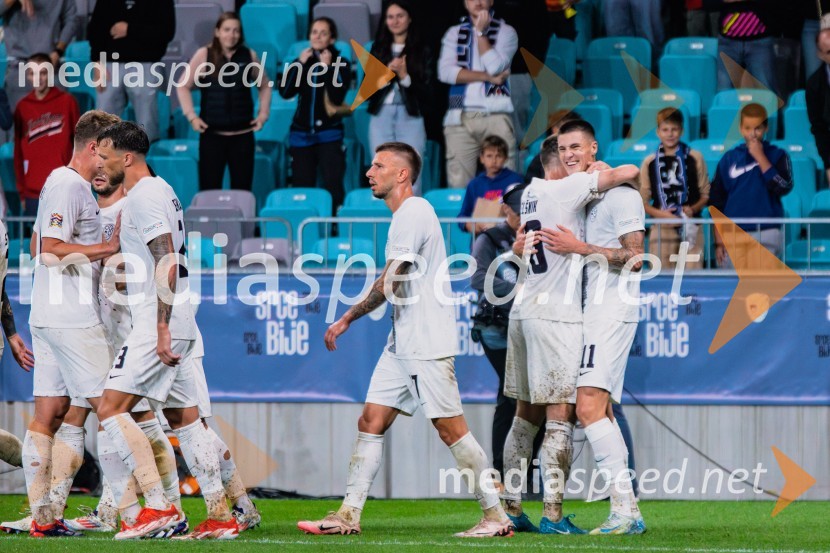  Jan Mlakar, nogometaš;  Timi Max Elšnik, nogometaš;  Benjamin Šeško, nogometašSlovenija prva na lestvici, premagala Kazahstan s 3:0