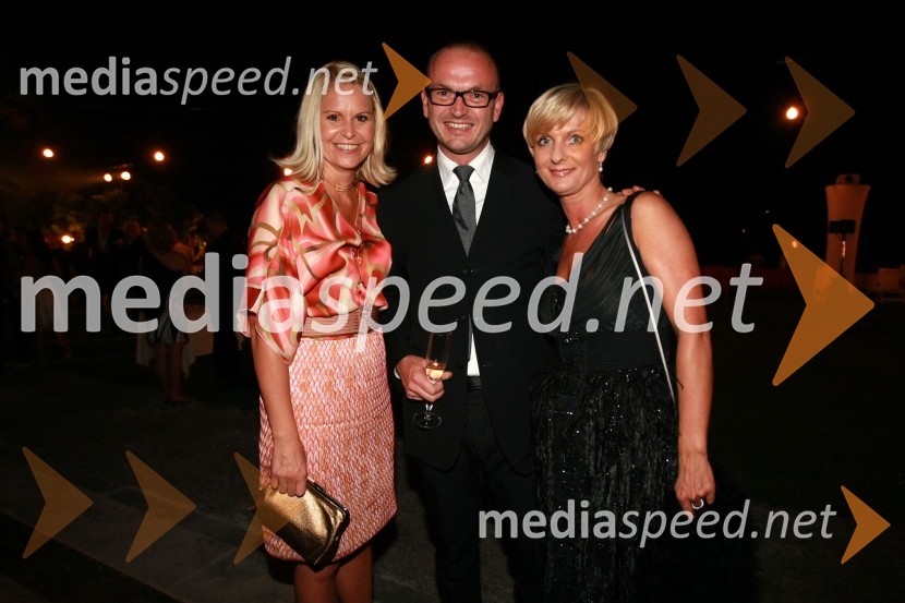 Saša Božič, dr. Boštjan Jazbec, član sveta Banke Slovenije in Sonja Poljanšek - Škrabec, lastnica Welness centra SunnyKresna noč 2009, Lions klub Ljubljana Iliria