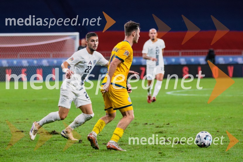  Adam Gnezda Čerin, nogometaš;  ... Slovenija prva na lestvici, premagala Kazahstan s 3:0