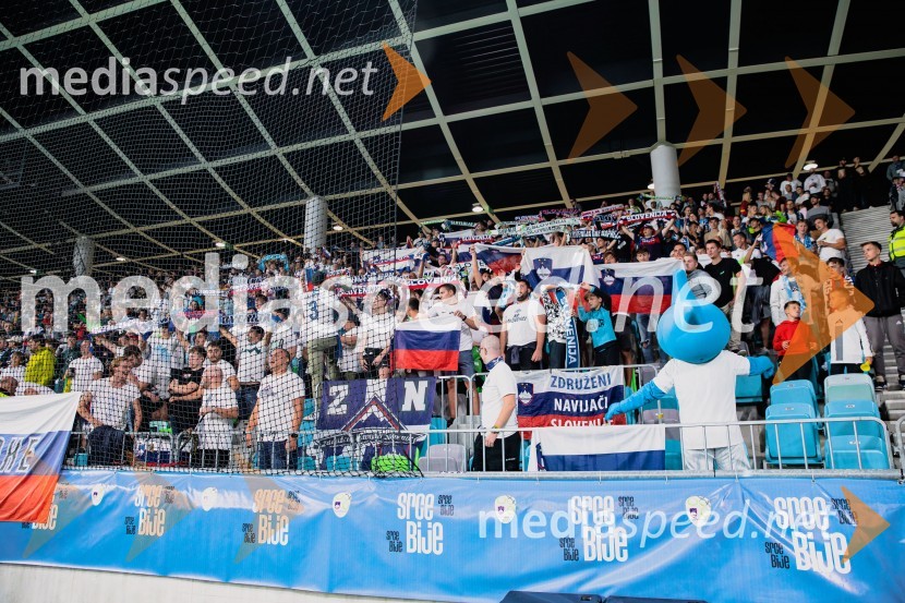 Slovenija prva na lestvici, premagala Kazahstan s 3:0