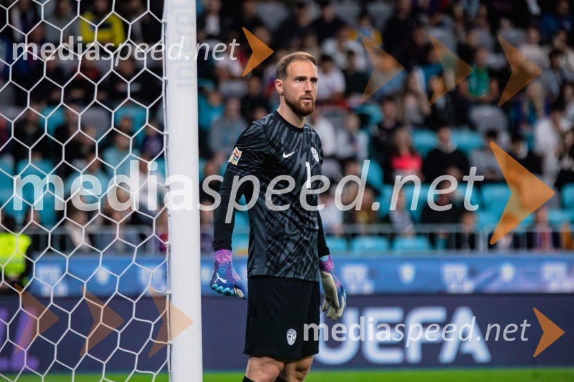  Jan Oblak, nogometašSlovenija prva na lestvici, premagala Kazahstan s 3:0