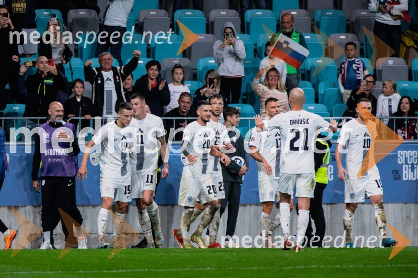 Slovenija prva na lestvici, premagala Kazahstan s 3:0