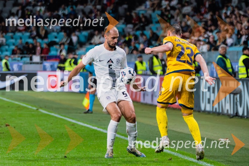  Jon Gorenc Stanković, nogometaš;  ... Slovenija prva na lestvici, premagala Kazahstan s 3:0