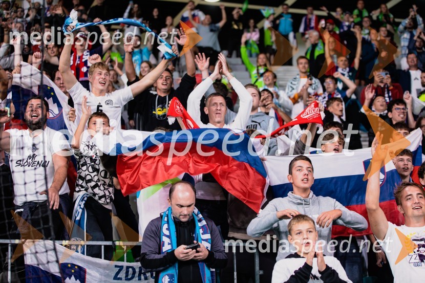 Slovenija prva na lestvici, premagala Kazahstan s 3:0