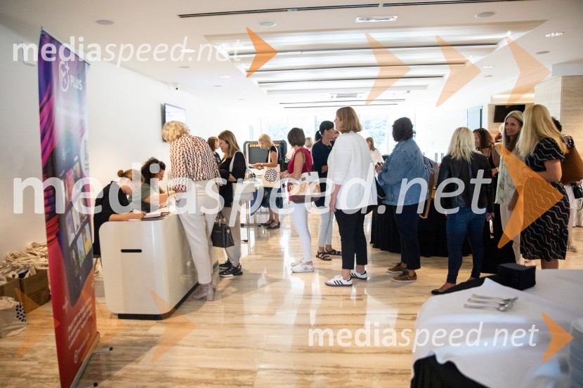 Strokovno srečanje ravnateljic in ravnateljev vrtcev