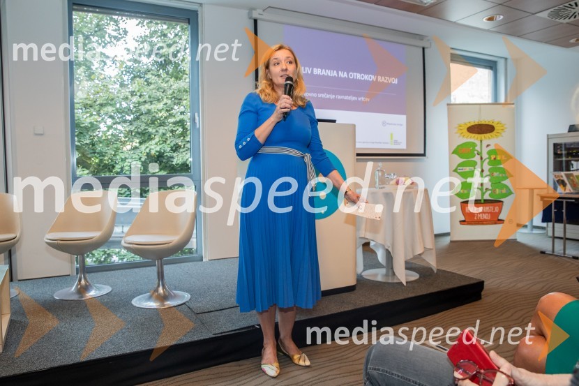 dr. Alenka Kepic Mohar, glavna urednica Mladinske knjige in direktorica Cankarjeve založbeStrokovno srečanje ravnateljic in ravnateljev vrtcev