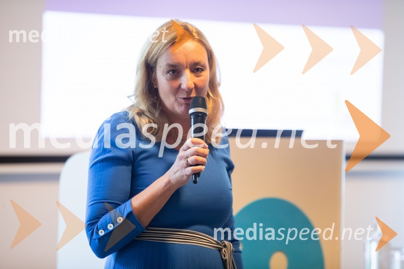 dr. Alenka Kepic Mohar, glavna urednica Mladinske knjige in direktorica Cankarjeve založbeStrokovno srečanje ravnateljic in ravnateljev vrtcev