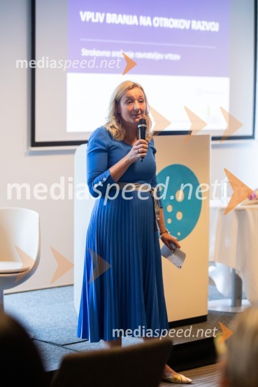 dr. Alenka Kepic Mohar, glavna urednica Mladinske knjige in direktorica Cankarjeve založbeStrokovno srečanje ravnateljic in ravnateljev vrtcev