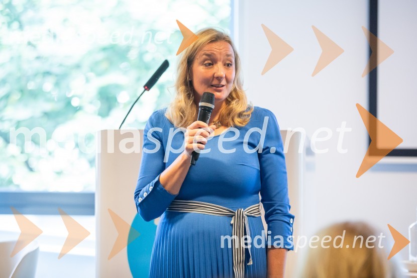 dr. Alenka Kepic Mohar, glavna urednica Mladinske knjige in direktorica Cankarjeve založbeStrokovno srečanje ravnateljic in ravnateljev vrtcev