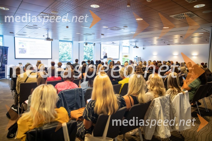 Strokovno srečanje ravnateljic in ravnateljev vrtcev