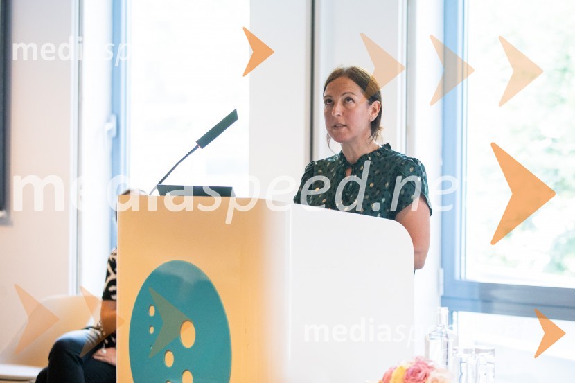  Nana Kisel, urednica revije Cicido, Mladinska knjigaStrokovno srečanje ravnateljic in ravnateljev vrtcev