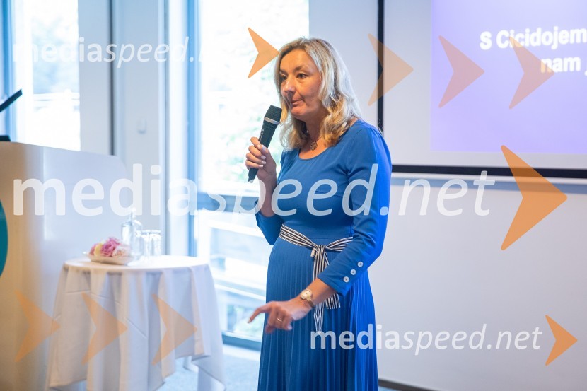 dr. Alenka Kepic Mohar, glavna urednica Mladinske knjige in direktorica Cankarjeve založbeStrokovno srečanje ravnateljic in ravnateljev vrtcev