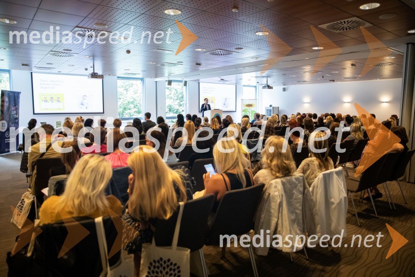 Strokovno srečanje ravnateljic in ravnateljev vrtcev