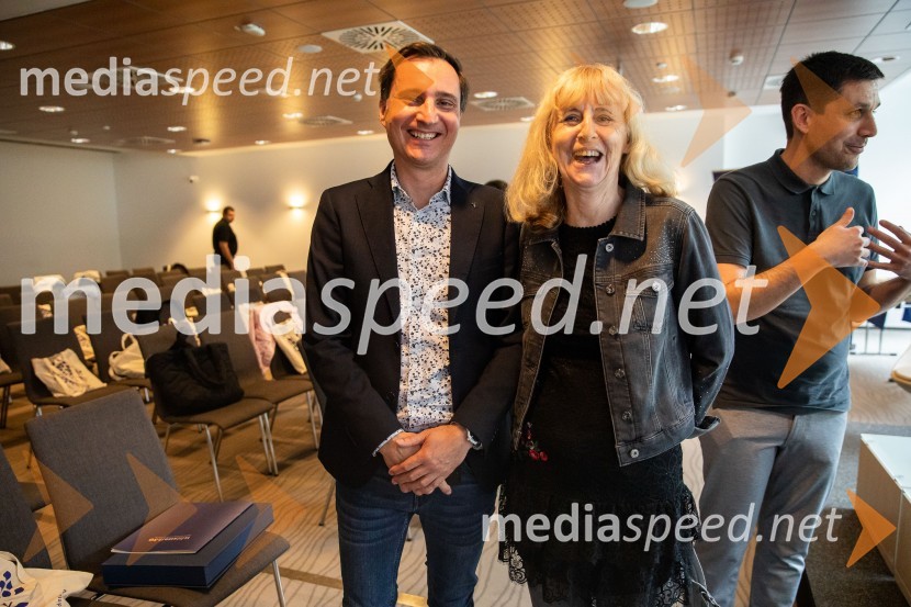  Denis Baš, dr. med., spec. pediatrije; dr. Ljubica Marjanovič Umek, psihologinjaStrokovno srečanje ravnateljic in ravnateljev vrtcev