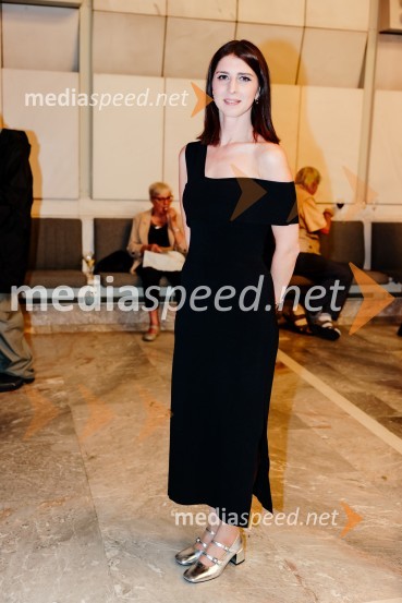  Katarina Hergouth, vodja razstavnega programa, Cankarjev domOdprtje razstave Odprti globus, Cankarjev dom