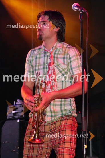 David Kovšca - Buda, pevec skupine Elvis JacksonPiše se leto 2009