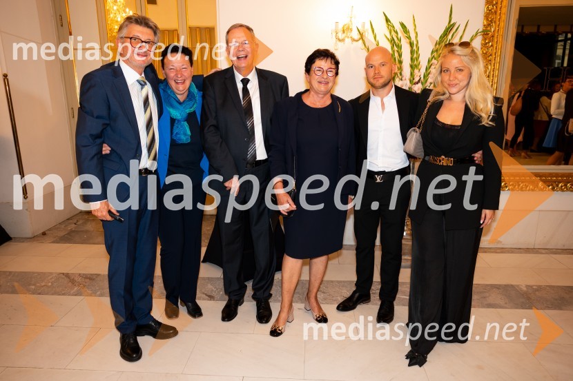  ... ;  ... ; izr. prof. dr.  Artur Pahor, dr. med.; prof. dr.  Dušica Pahor, Prodekanica za znanstveno-raziskovalno dejavnost, Fakulteta za medicino, Univerza v Mariboru;  Jan Pahor;  Sara G. PahorDan Univerze v Mariboru 2024