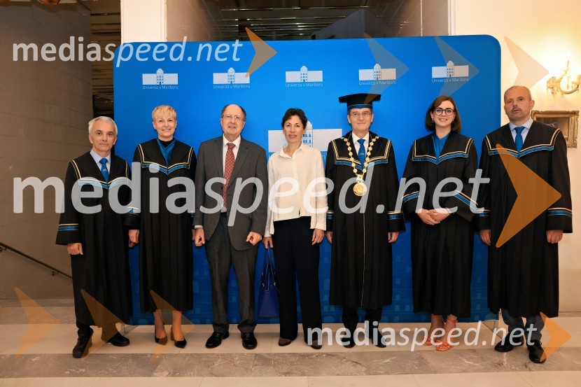 prof. dr. Bojan Dolšak,  prorektor za razvoj kakovosti in razvojne projekte, UM; prof. dr. Mihaela Koletnik, nekdanja prorektorica, Univerza v Mariboru; Sir Gregory Paul Winter, znanstvenik;  ... ; prof. dr. Zdravko Kačič, rektor Univerze v Mariboru;  Nomi  Hrast , prorektorica za študentska vprašanja Univerze v Mariboru; prof. dr. Miralem  Hadžiselimović, Prorektor za infrastrukturo Univerze v MariboruDan Univerze v Mariboru 2024