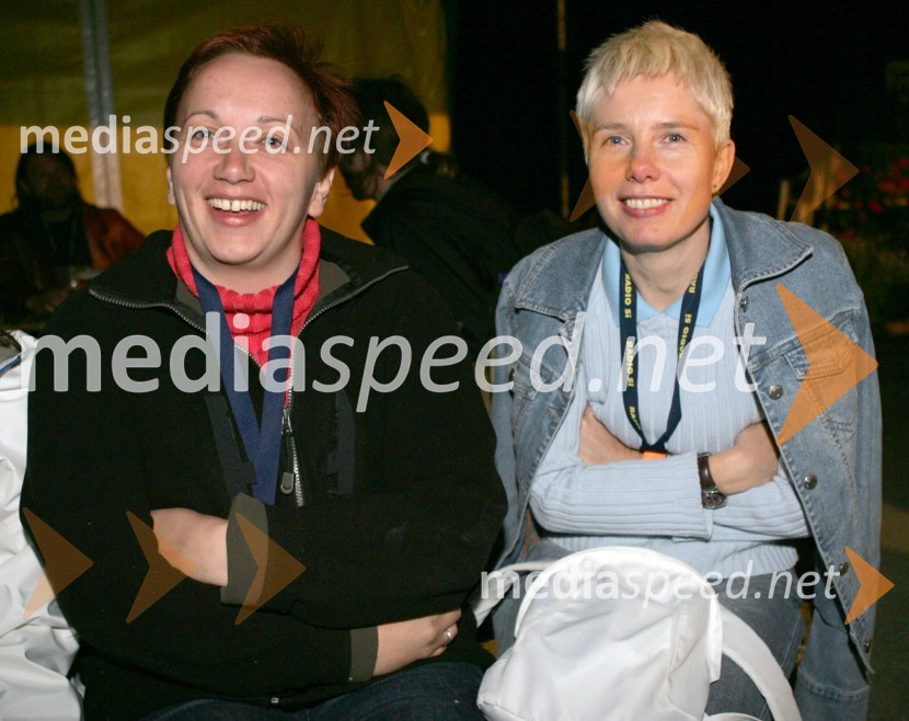 Sabrina Povšič Štimec, vodja stika z javnostjo pri RTV Slovenija in Polona Soršak (Komar), vodja marketinga in stika z javnostjo na radiu MariborRSi - Radio Slovenija Internacional Open air