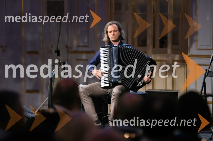  Marko Hatlak, harmonikarDan Univerze v Mariboru 2024