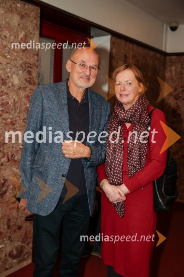  Jelko Kacin, politik;  Darja KovačičKot vsa svobodna dekleta, premiera Prešernovo gledališče Kranj