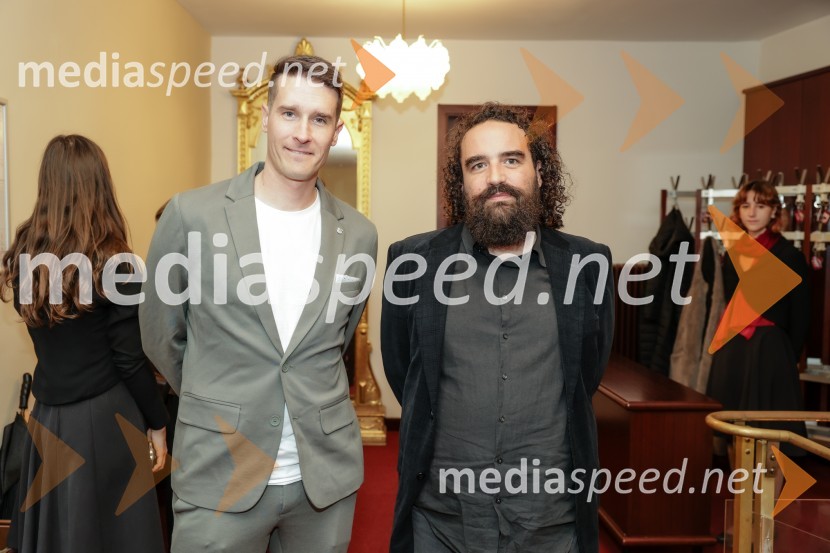  Janez Černe, podžupan Mestne občine Kranj;   Jure Novak, generalni direktor, Cankarjev domKot vsa svobodna dekleta, premiera Prešernovo gledališče Kranj