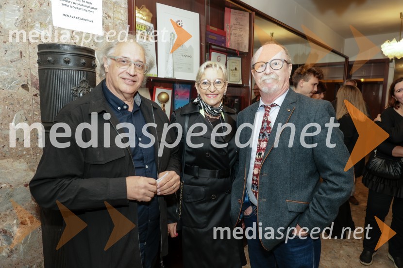   Klavdij Tutta, slovenski slikar in grafik;  Klementina Golija Tutta, akademska slikarka;  Tomaž Domicelj, glasbenikKot vsa svobodna dekleta, premiera Prešernovo gledališče Kranj