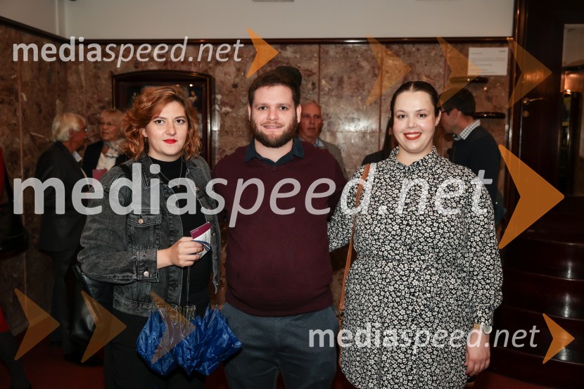  Nina  Ramšak Marković, režiserka;  ... ;  ... Kot vsa svobodna dekleta, premiera Prešernovo gledališče Kranj