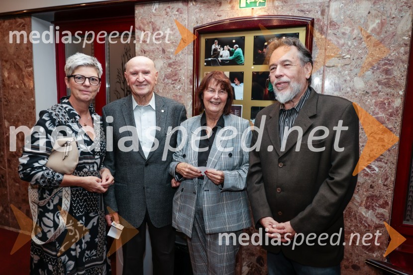  Mirjam Drnovšček, direktorica, SNG Nova Gorica;  ... ;  ... ;  Igor  Berginc, oblikovalec lučiKot vsa svobodna dekleta, premiera Prešernovo gledališče Kranj