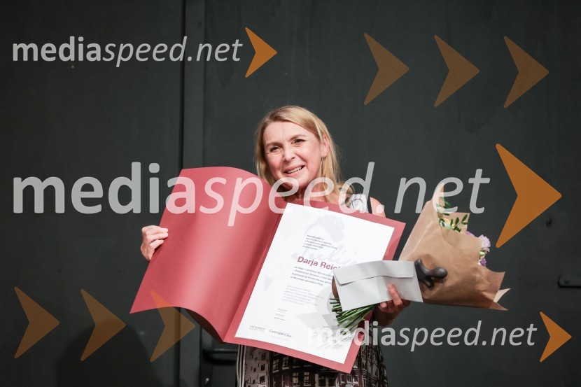  Darja Reichman, igralkaKot vsa svobodna dekleta, premiera Prešernovo gledališče Kranj