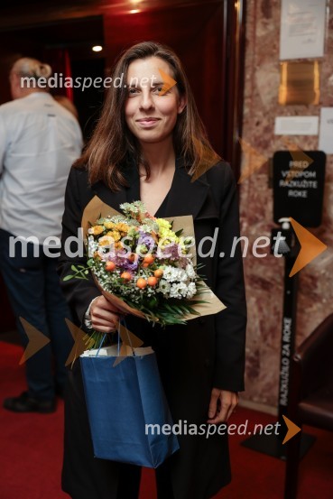  Tina Resman, igralkaKot vsa svobodna dekleta, premiera Prešernovo gledališče Kranj